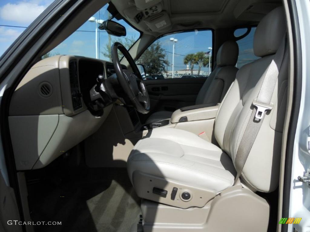 2004 Tahoe LT 4x4 - Summit White / Tan/Neutral photo #13