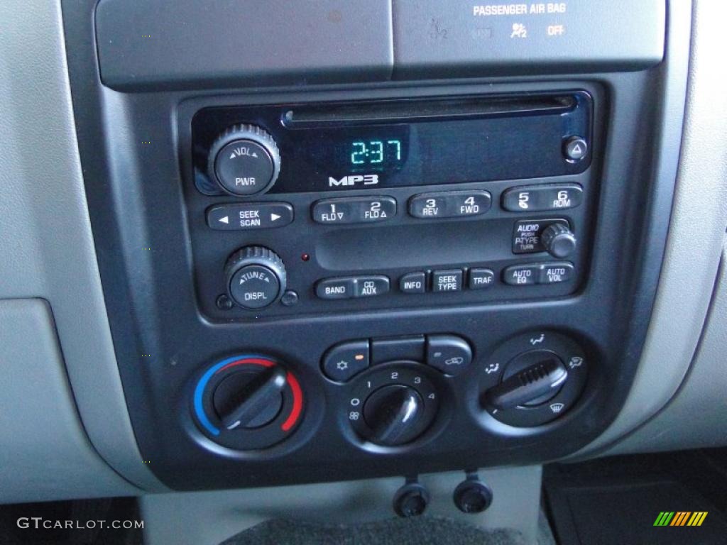 2006 Isuzu i-Series Truck i-280 LS Extended Cab Controls Photo #45027225