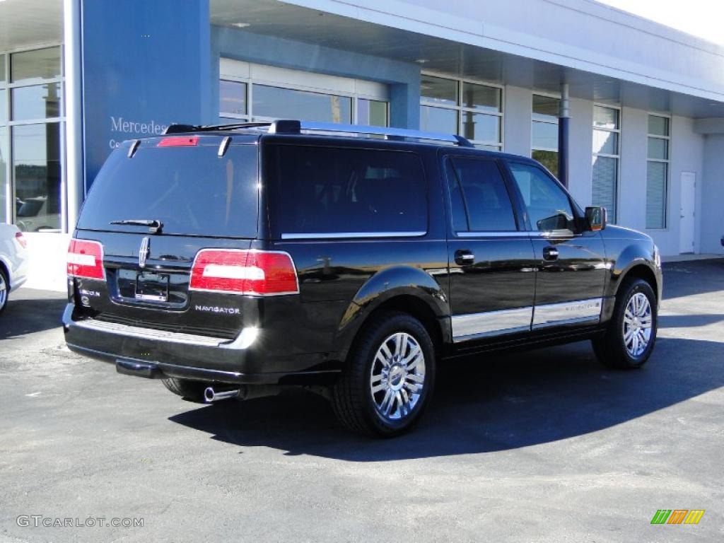 2008 Navigator L Elite - Black / Stone photo #10