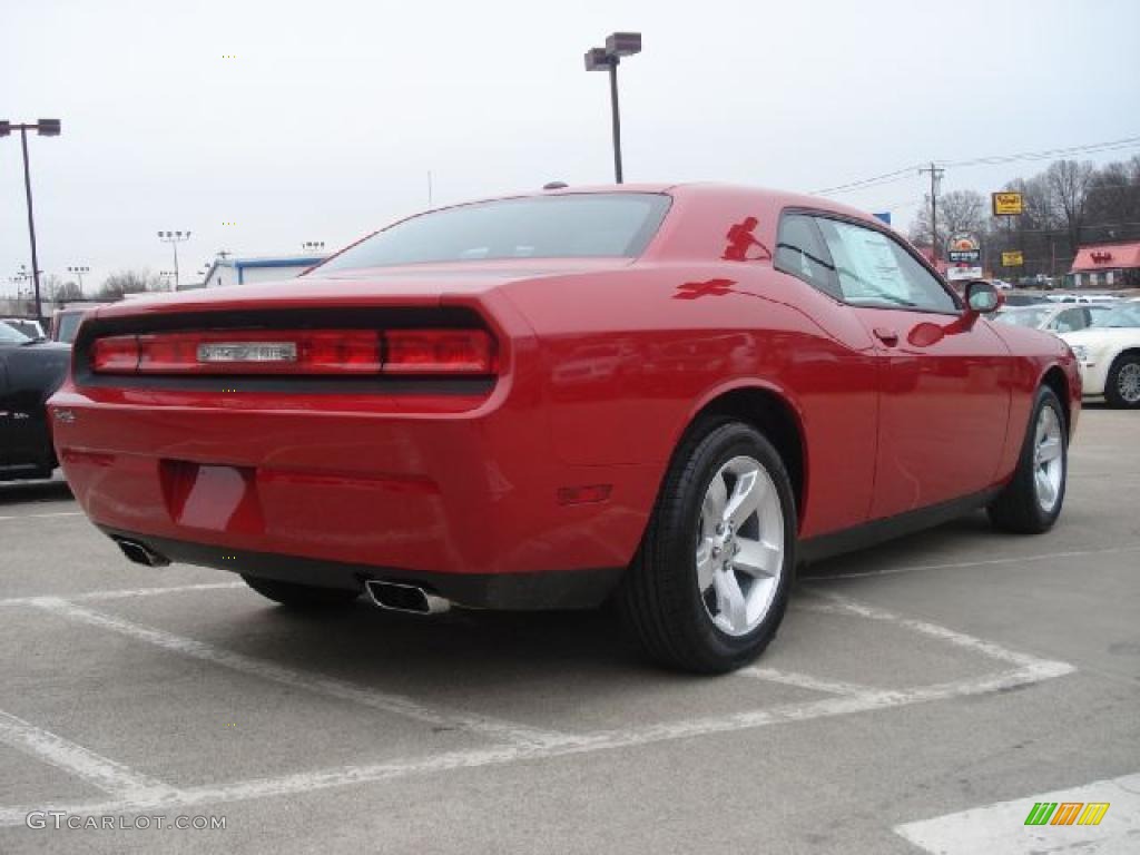 Redline 3-Coat Pearl 2011 Dodge Challenger SE Exterior Photo #45028261