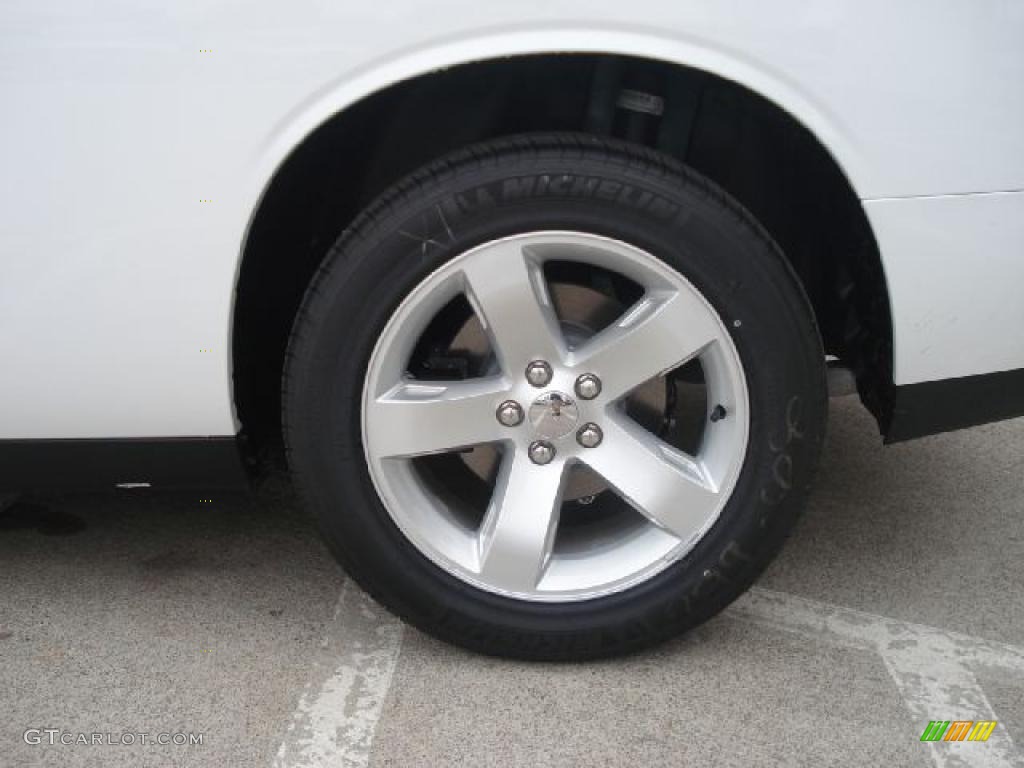 2011 Dodge Challenger SE Wheel Photo #45028653