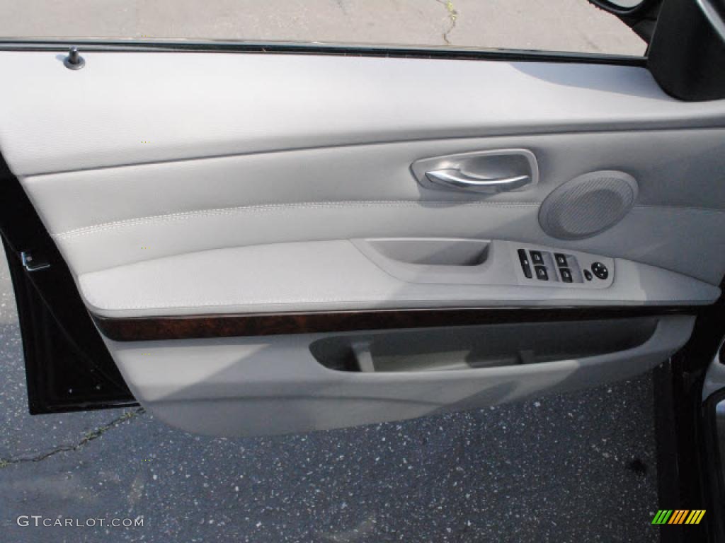 2010 BMW 3 Series 328i Sedan Gray Dakota Leather Door Panel Photo #45036981