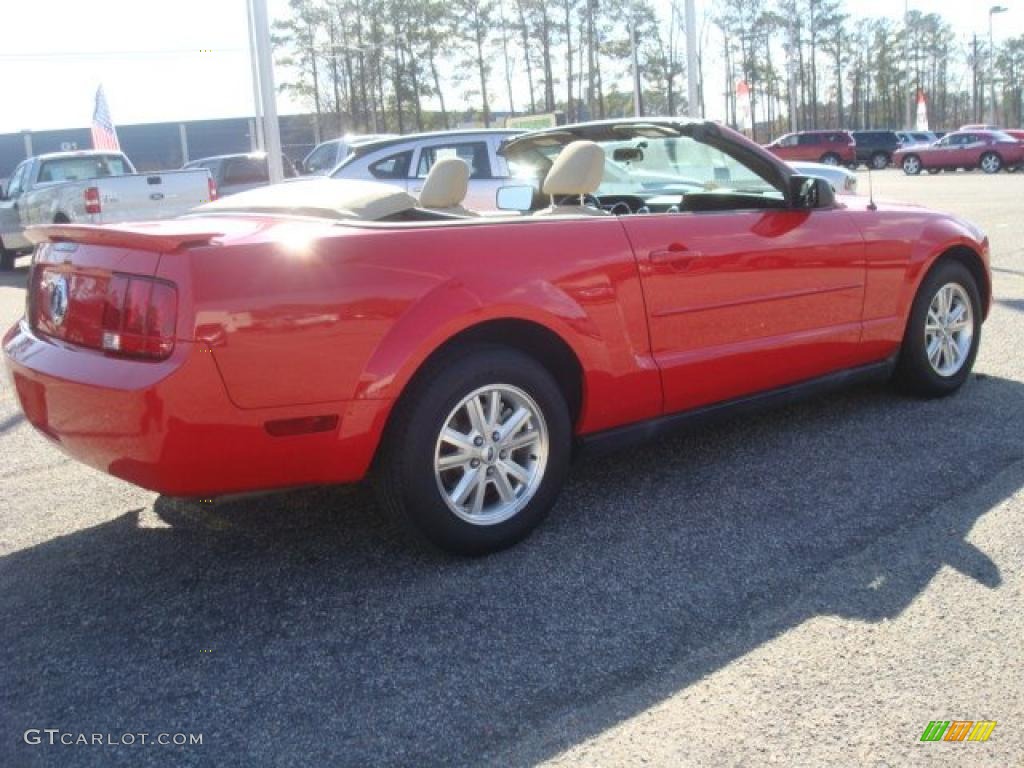 2007 Mustang V6 Deluxe Convertible - Torch Red / Medium Parchment photo #6