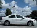 Ice White - S60 2.5T Photo No. 4