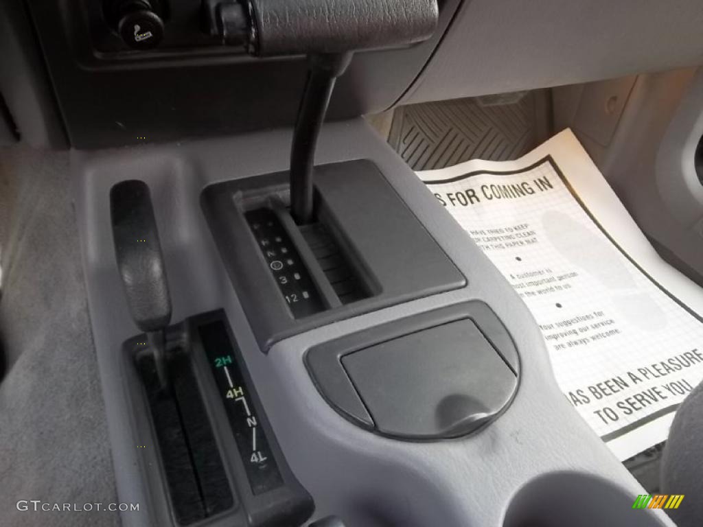 1998 Jeep Cherokee Classic 4x4 Transmission Photos
