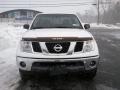 2005 Avalanche White Nissan Frontier Nismo King Cab 4x4  photo #2