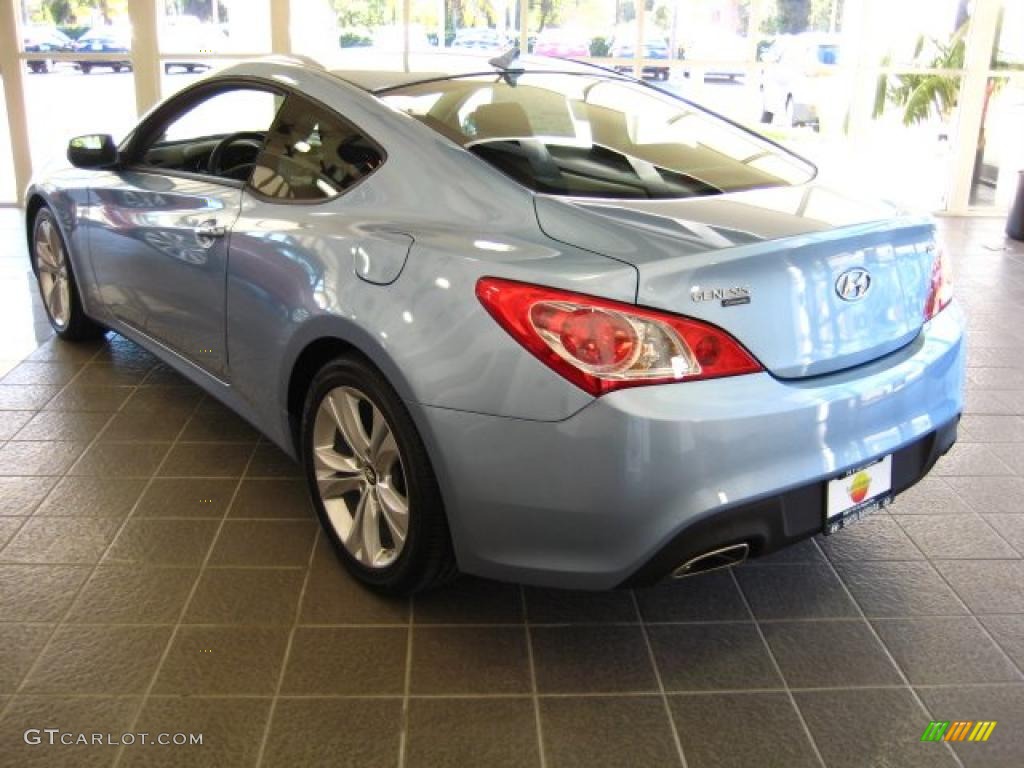 2011 Genesis Coupe 2.0T Premium - Acqua Minerale Blue / Black Cloth photo #3