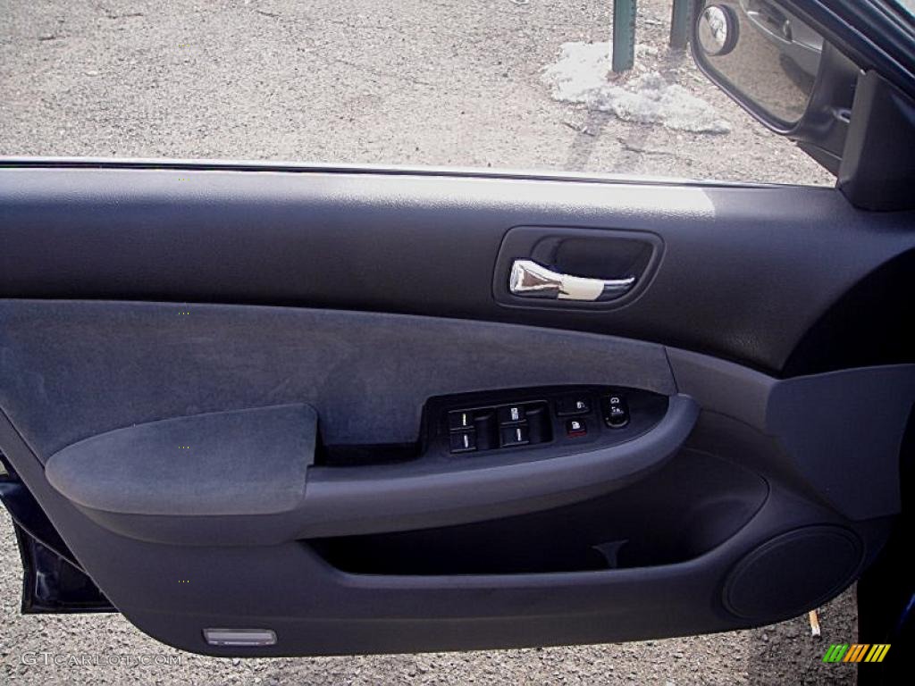 2003 Accord LX Sedan - Eternal Blue Pearl / Black photo #18