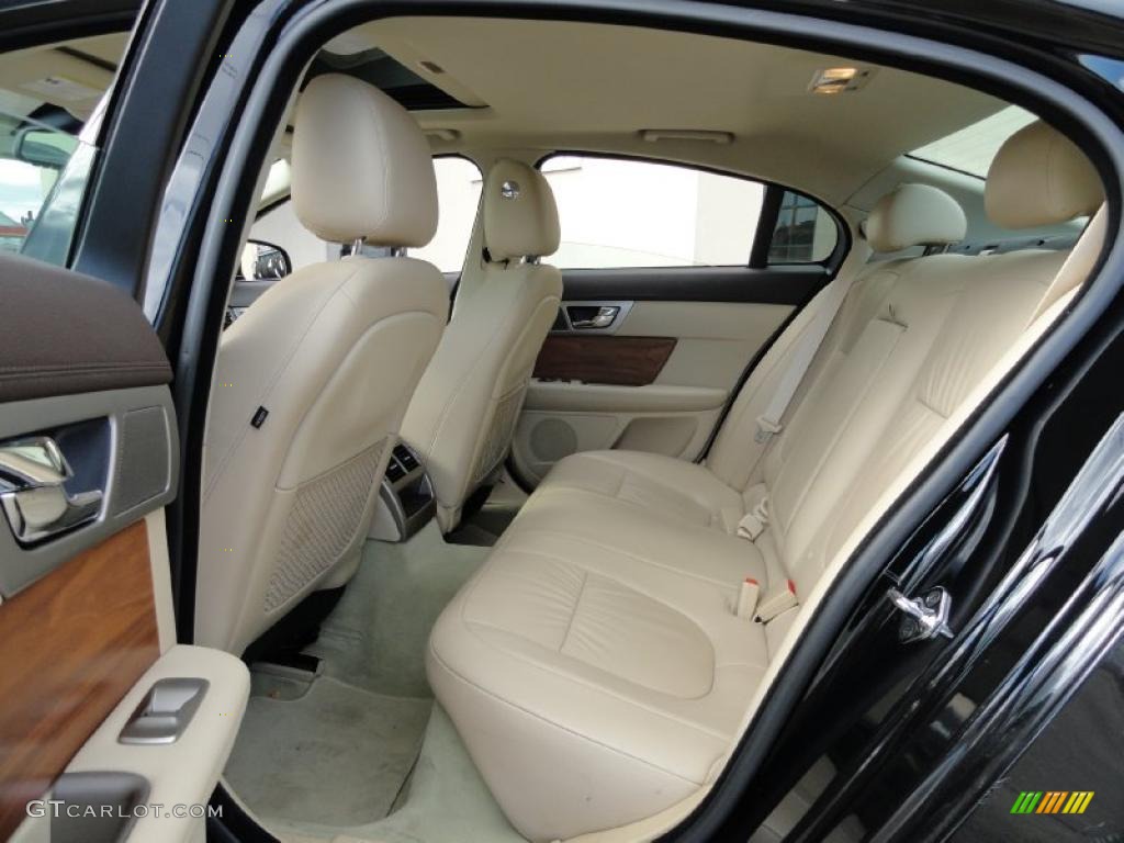 Barley Interior 2010 Jaguar XF Sport Sedan Photo #45050601