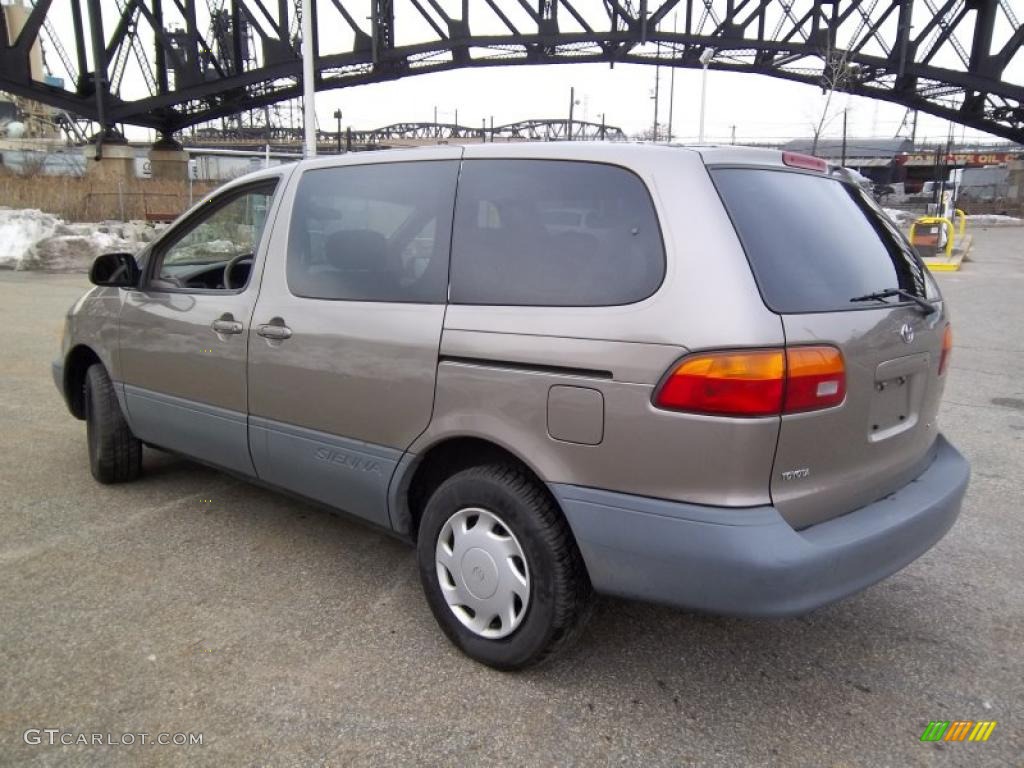 1999 Sienna CE - Sable Pearl / Oak Beige photo #6