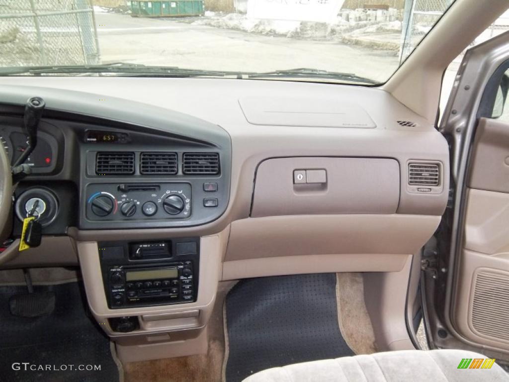 1999 Sienna CE - Sable Pearl / Oak Beige photo #16