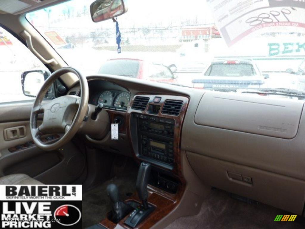 1999 4Runner Limited 4x4 - Black / Oak photo #18