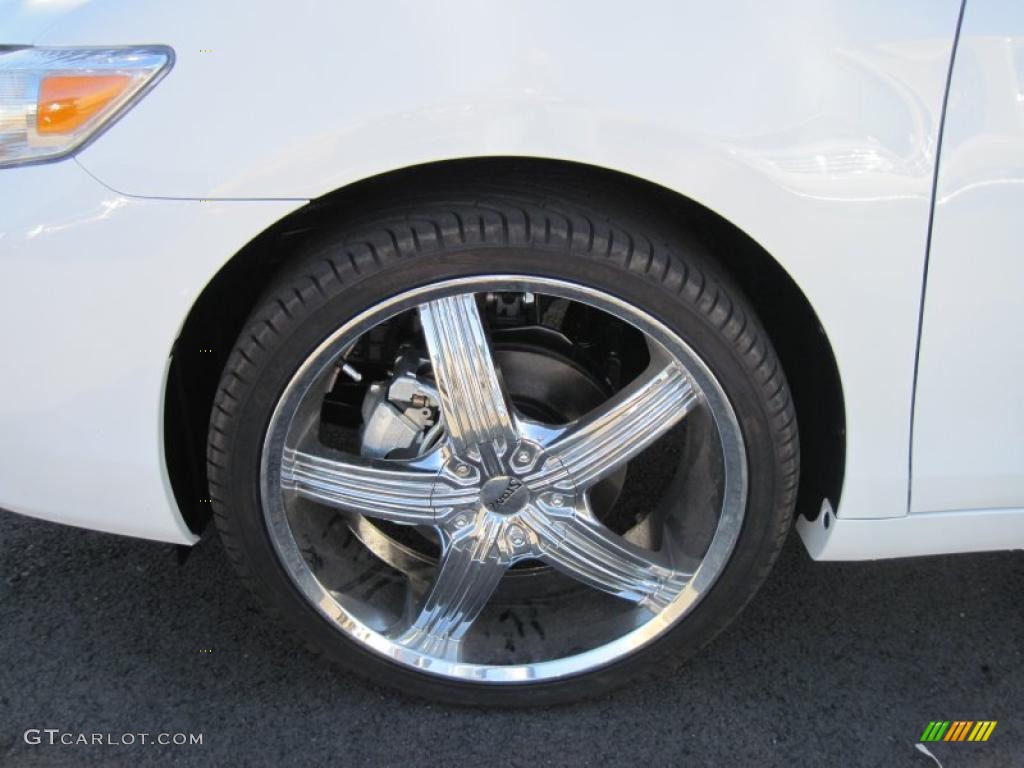 2011 Toyota Camry LE Custom Wheels Photo #45052530