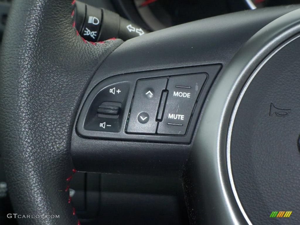 2010 Kia Forte Koup SX Controls Photo #45052969