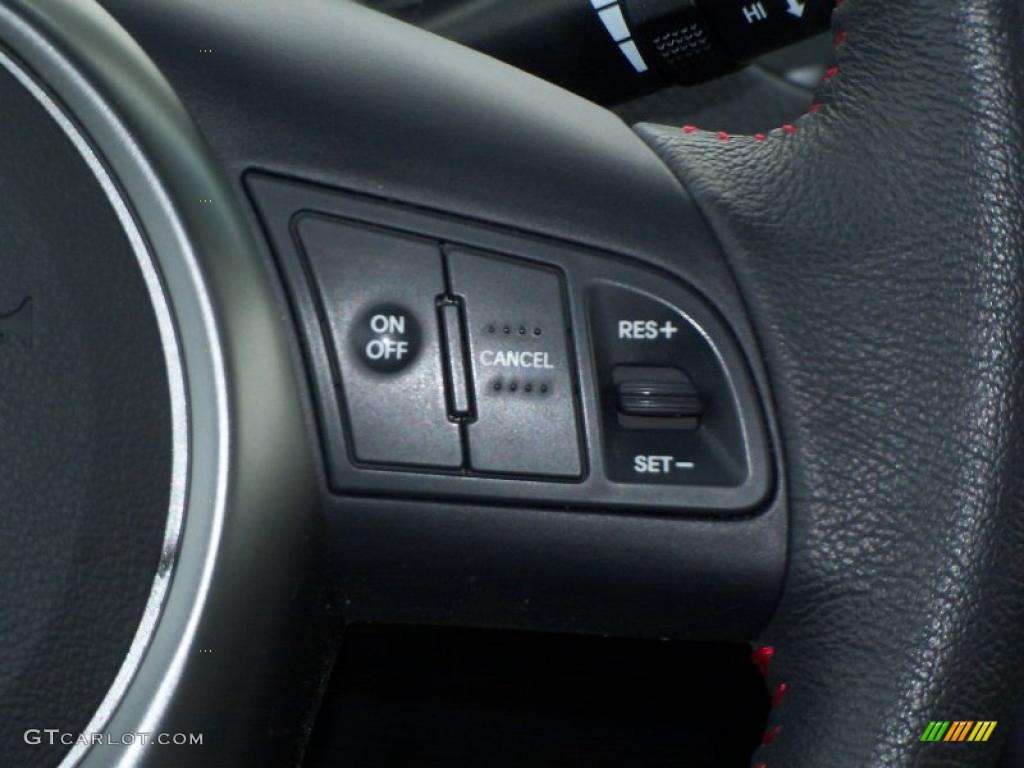 2010 Kia Forte Koup SX Controls Photo #45052993