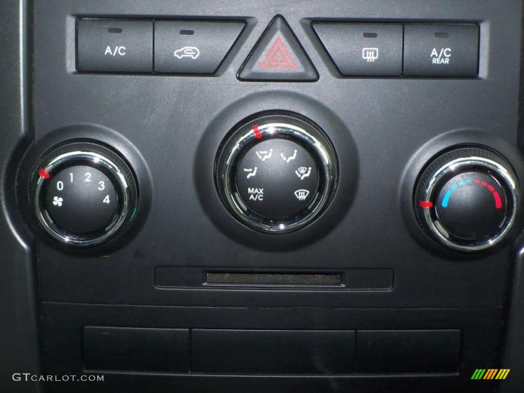 2011 Kia Sorento LX V6 AWD Controls Photo #45053509