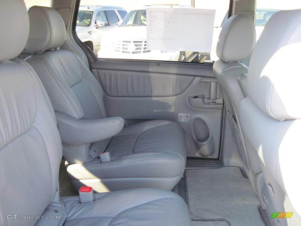 Stone Interior 2010 Toyota Sienna XLE Photo #45055857