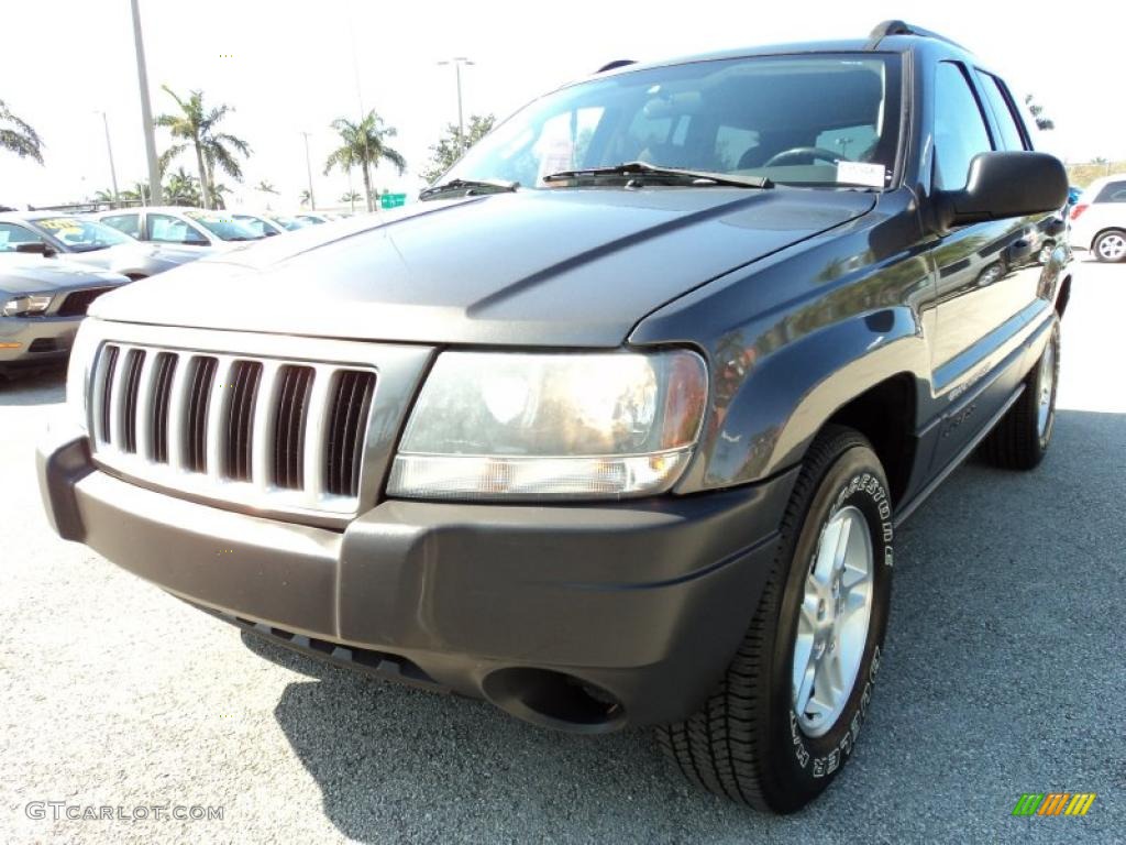 2004 Grand Cherokee Laredo - Graphite Metallic / Dark Slate Gray photo #13