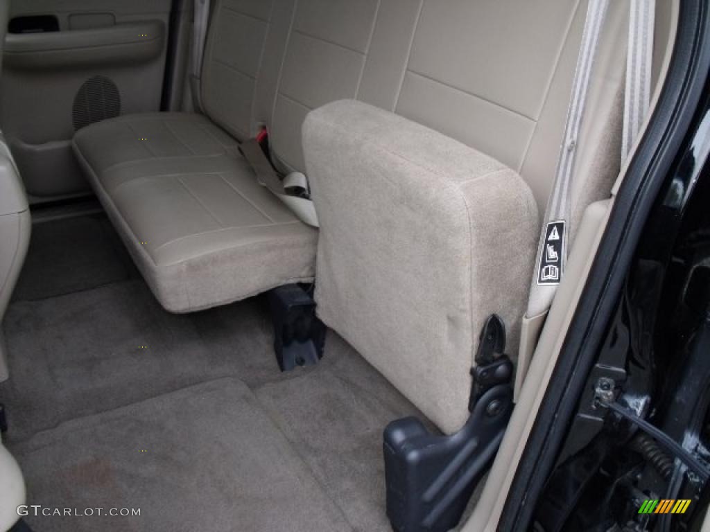 Medium Parchment Interior 2001 Ford F150 Lariat SuperCab 4x4 Photo #45059989