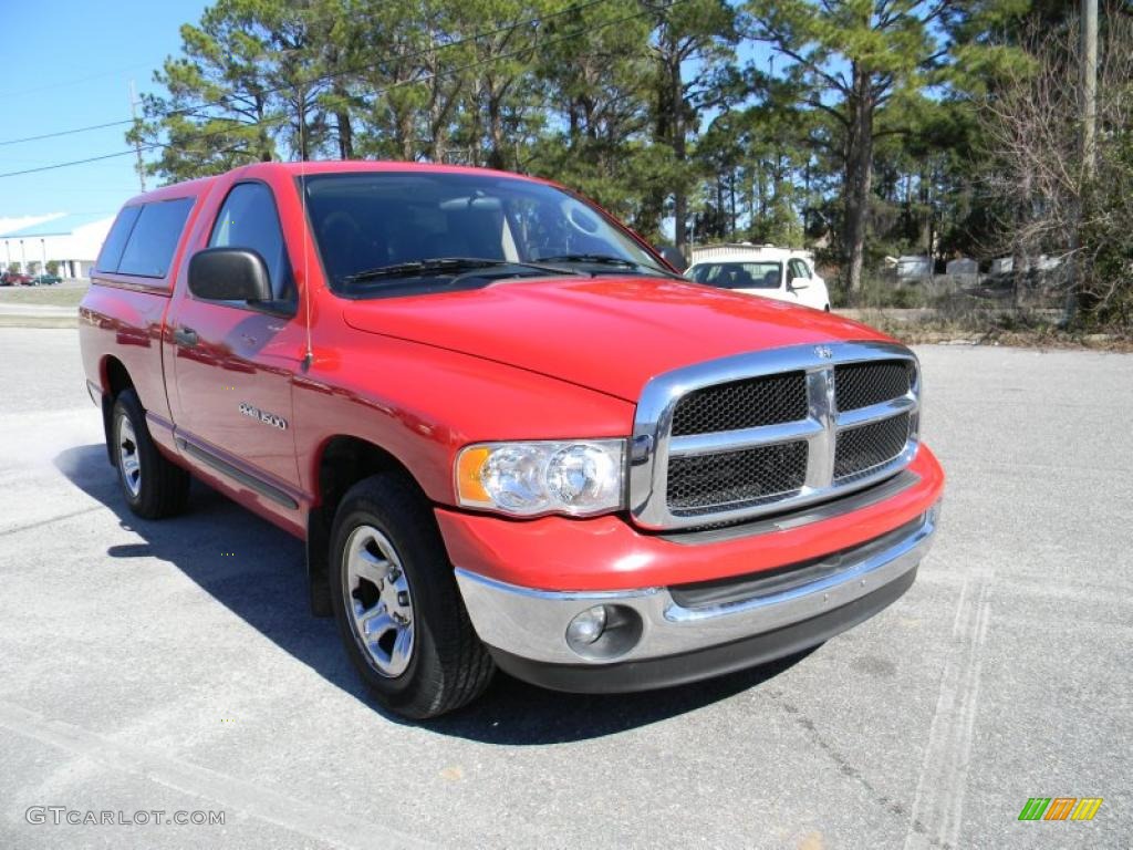 2005 Ram 1500 ST Regular Cab - Flame Red / Dark Slate Gray photo #7