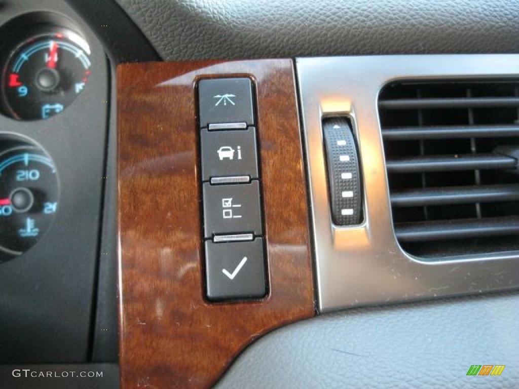 2007 GMC Yukon SLE Controls Photo #45068245