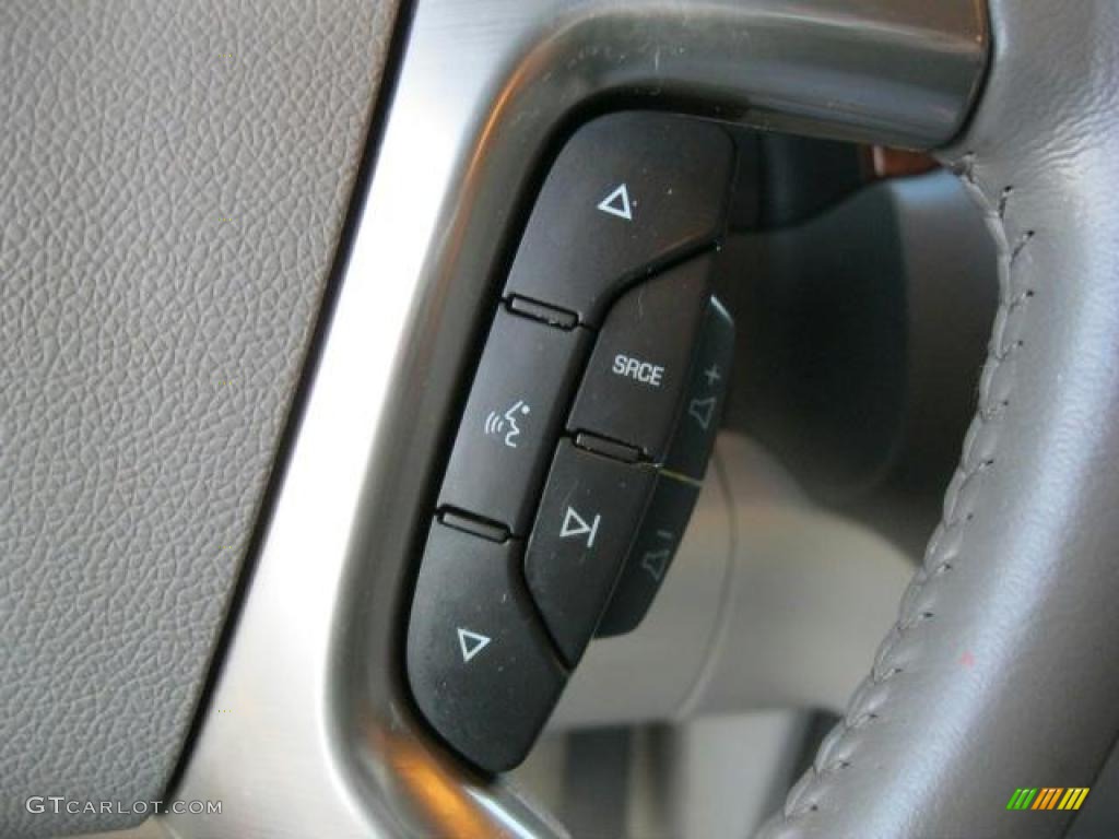 2007 GMC Yukon SLE Controls Photo #45068281