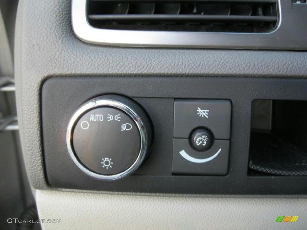 2007 GMC Yukon SLE Controls Photo #45068325