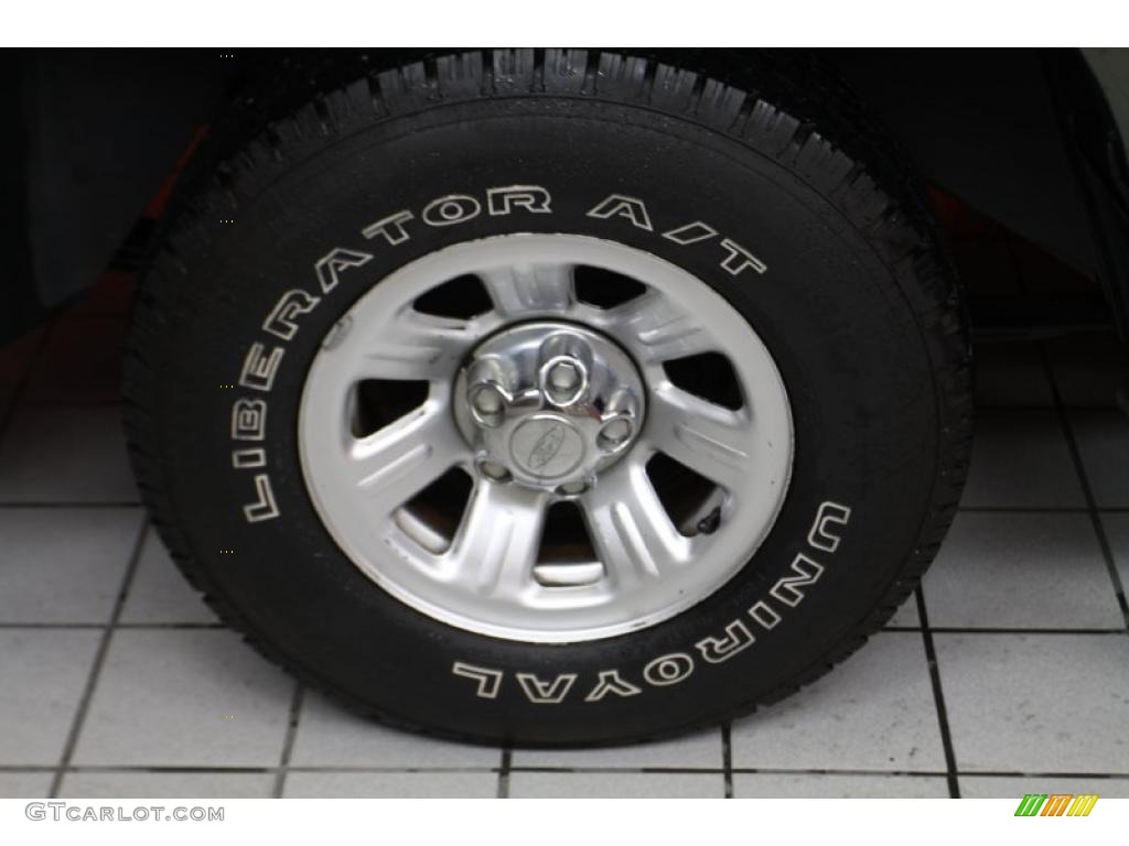 2001 Ford Explorer Sport Trac Standard Explorer Sport Trac Model Wheel Photo #45068377