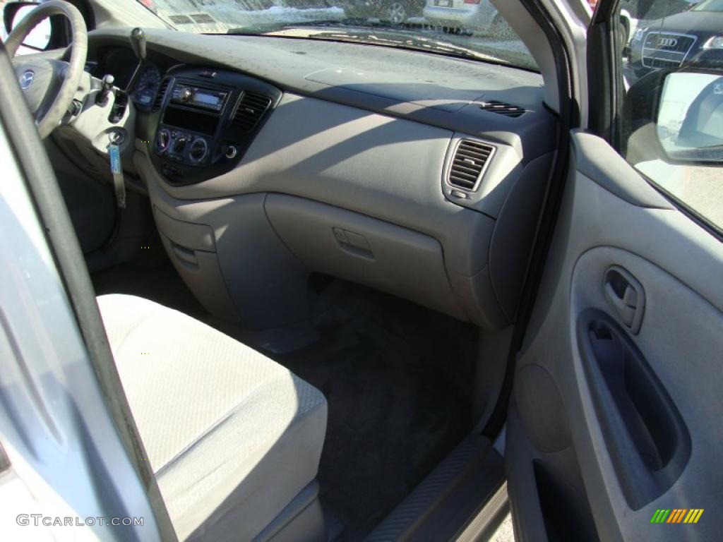 2000 MPV DX - Highlight Silver / Gray photo #18