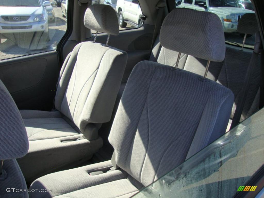 2000 MPV DX - Highlight Silver / Gray photo #23