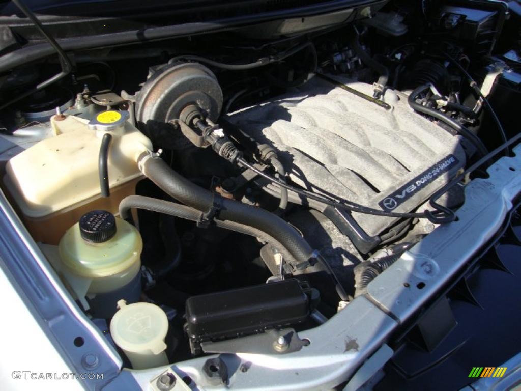 2000 Mazda MPV DX Engine Photos