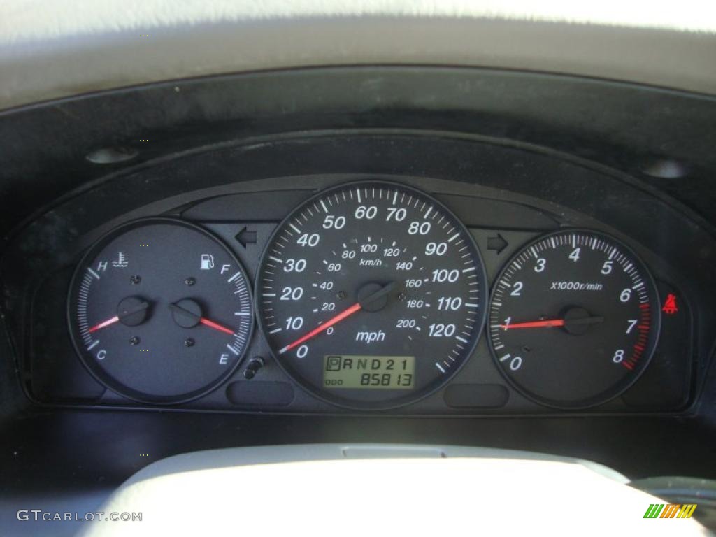 2000 MPV DX - Highlight Silver / Gray photo #45