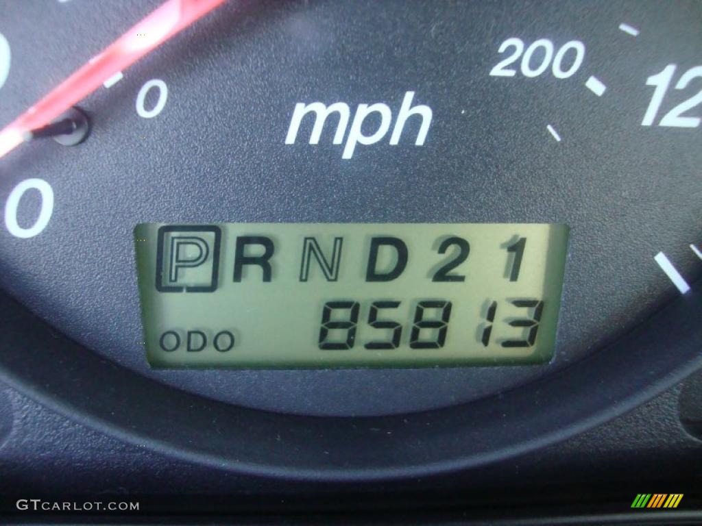 2000 MPV DX - Highlight Silver / Gray photo #46