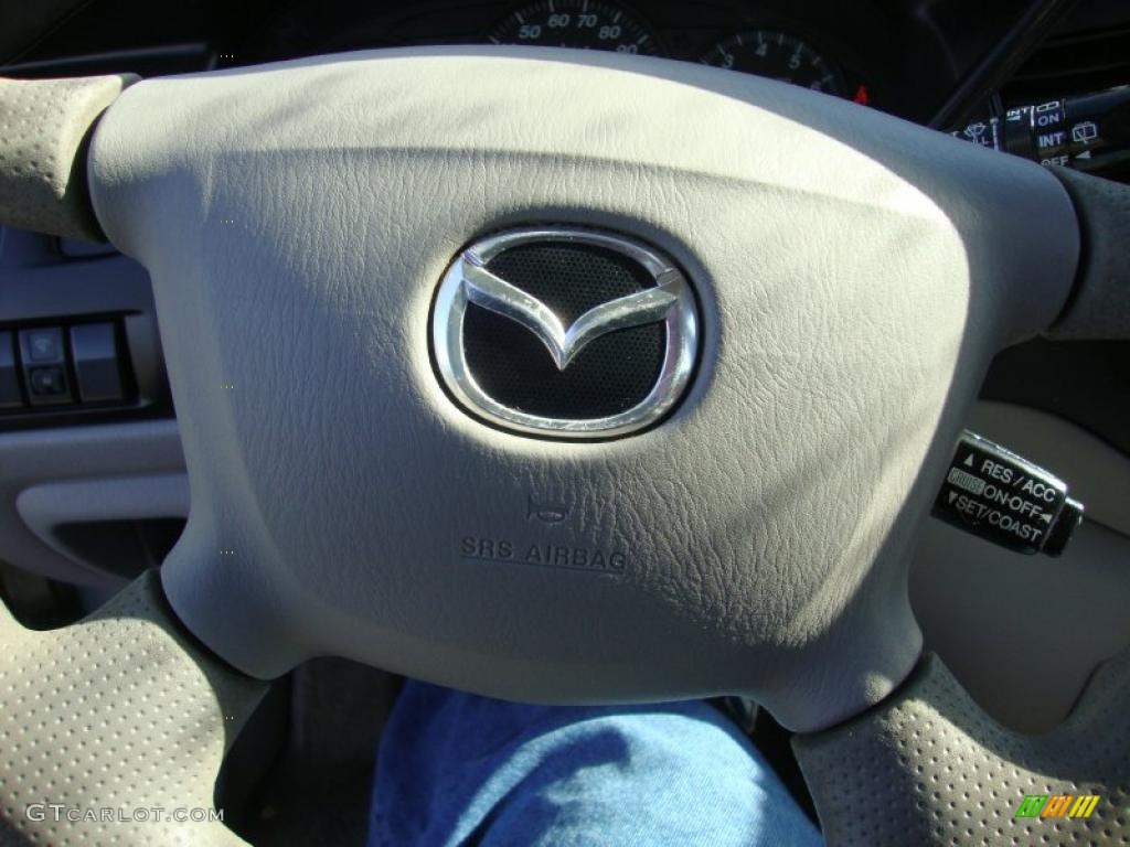 2000 MPV DX - Highlight Silver / Gray photo #47