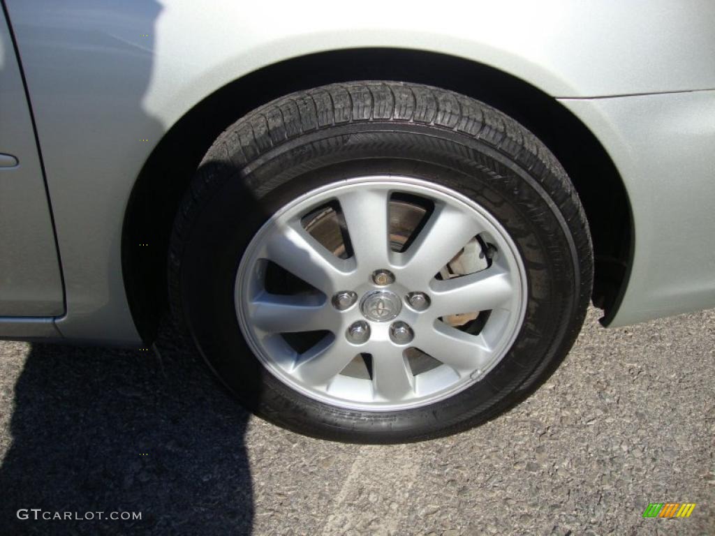 2002 Camry XLE V6 - Lunar Mist Metallic / Stone photo #33