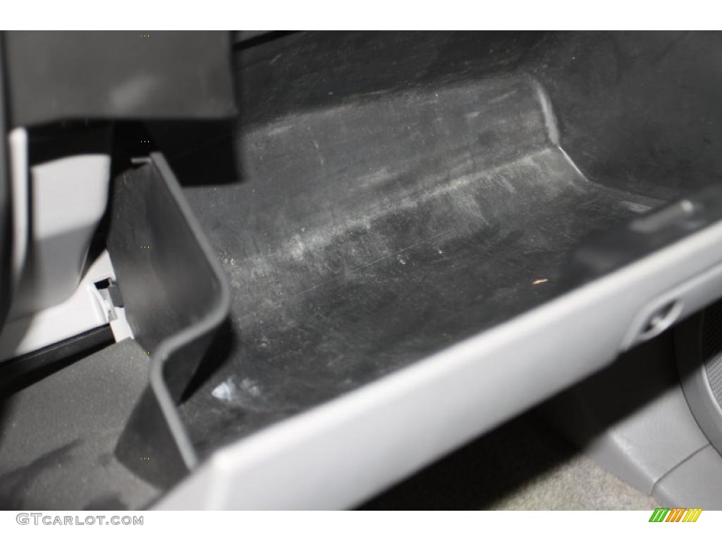 2004 4Runner Sport Edition - Natural White / Dark Charcoal photo #29