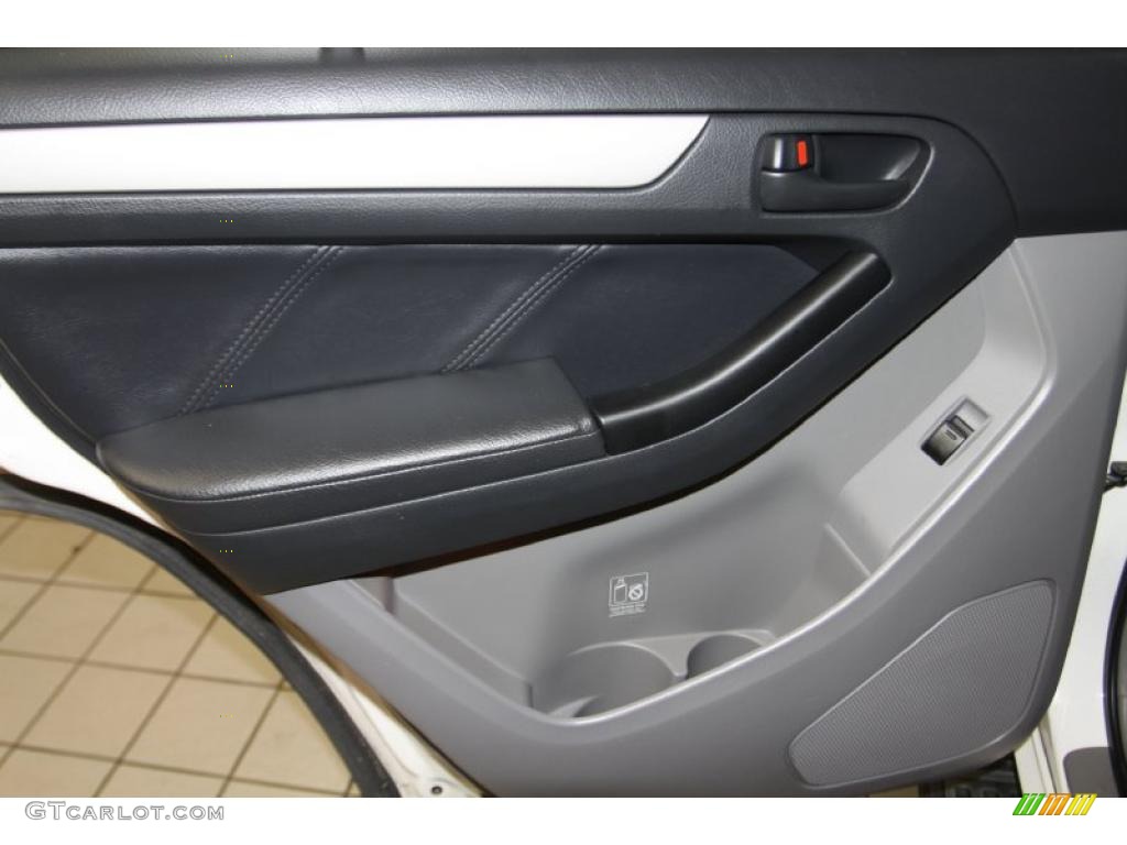 2004 4Runner Sport Edition - Natural White / Dark Charcoal photo #41