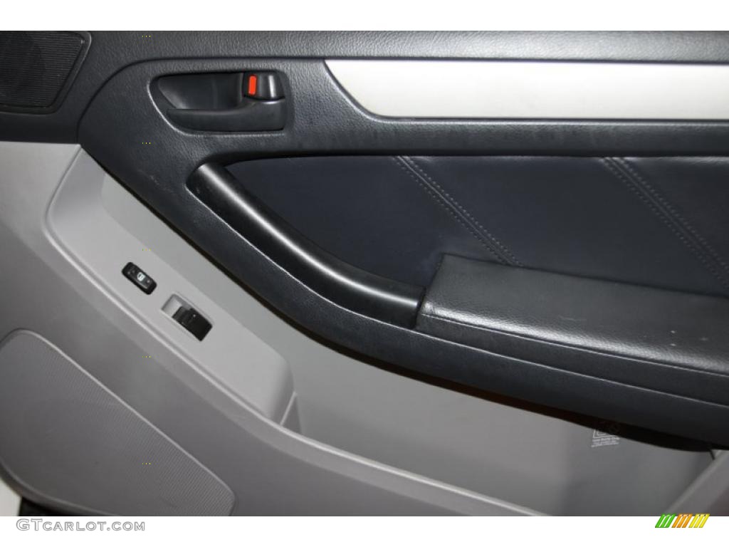 2004 4Runner Sport Edition - Natural White / Dark Charcoal photo #47