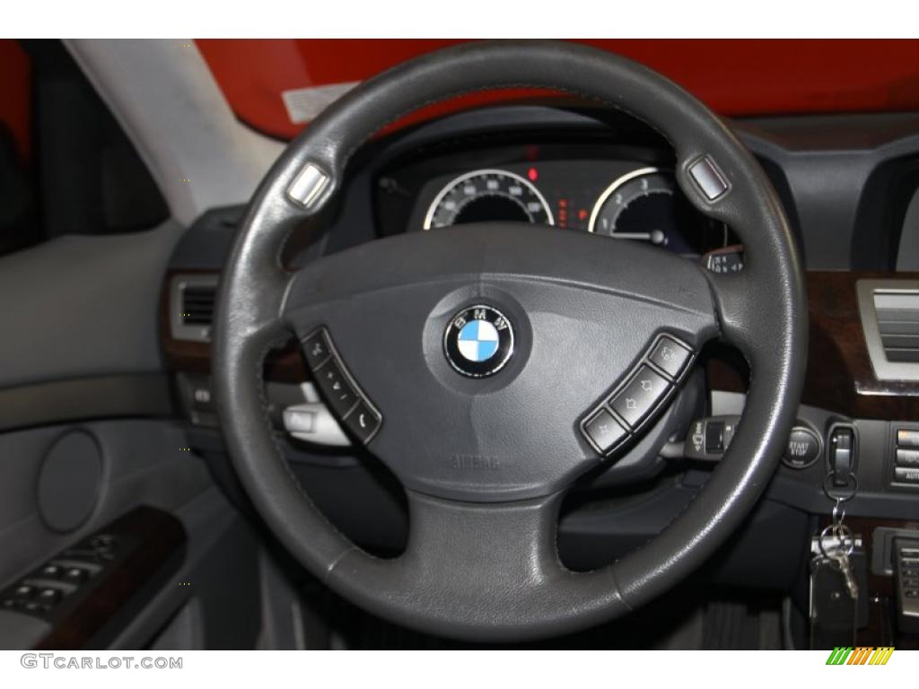 2004 BMW 7 Series 745Li Sedan Basalt Grey/Flannel Grey Steering Wheel Photo #45072681