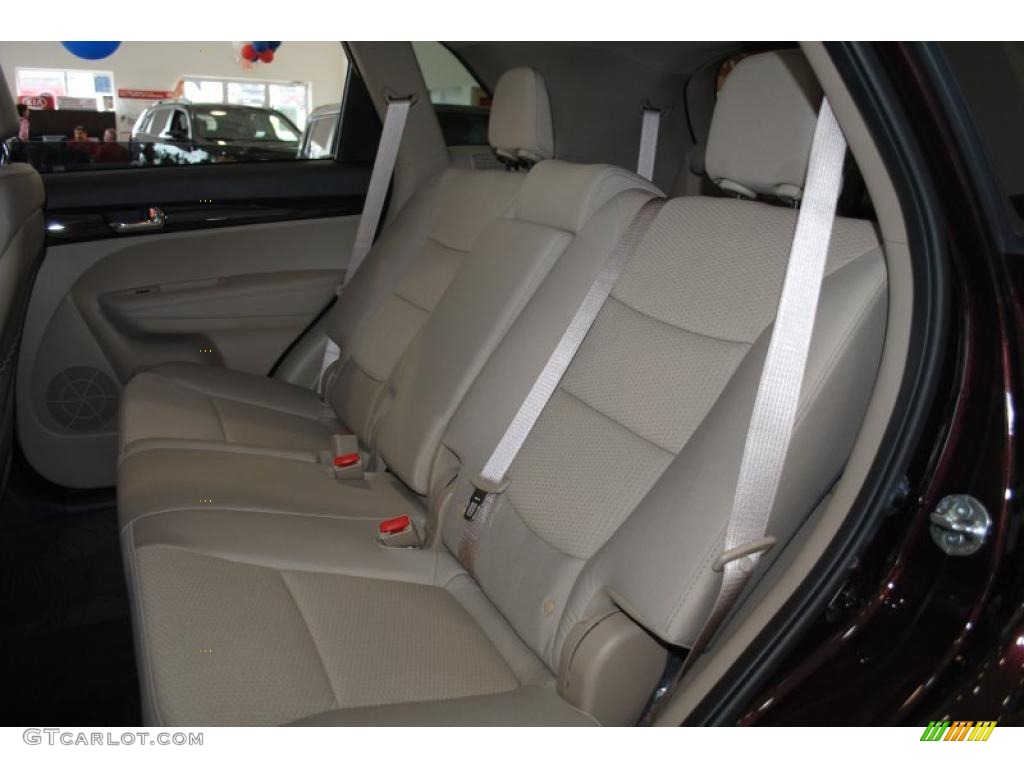 Beige Interior 2011 Kia Sorento LX V6 AWD Photo #45073457