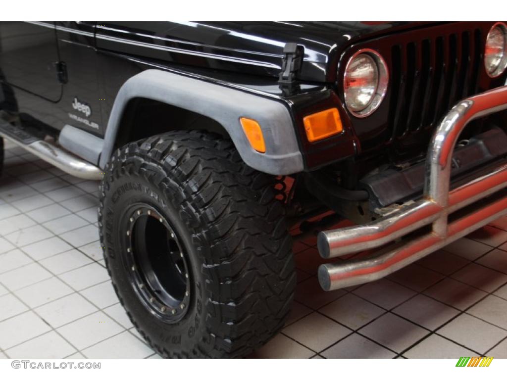2004 Wrangler SE 4x4 - Black / Khaki photo #12