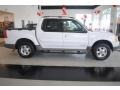 Oxford White - Explorer Sport Trac  Photo No. 7