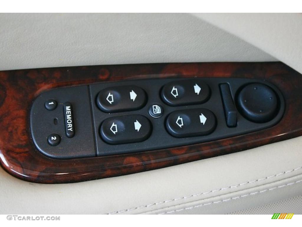 2008 Jaguar S-Type 3.0 Controls Photo #45077013