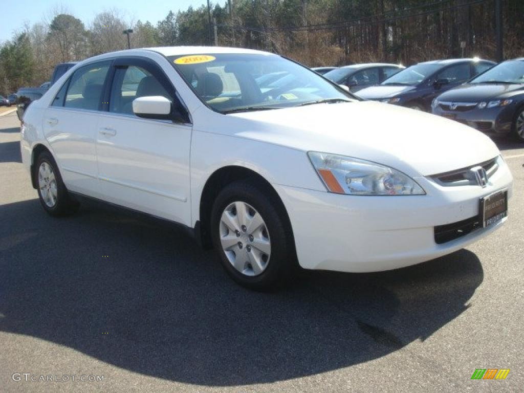 2003 Accord LX Sedan - Taffeta White / Ivory photo #8