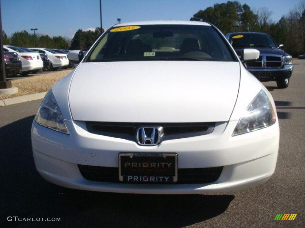 2003 Accord LX Sedan - Taffeta White / Ivory photo #9