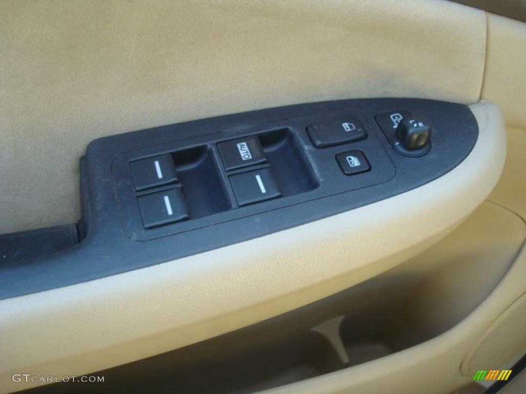 2003 Accord LX Sedan - Taffeta White / Ivory photo #13