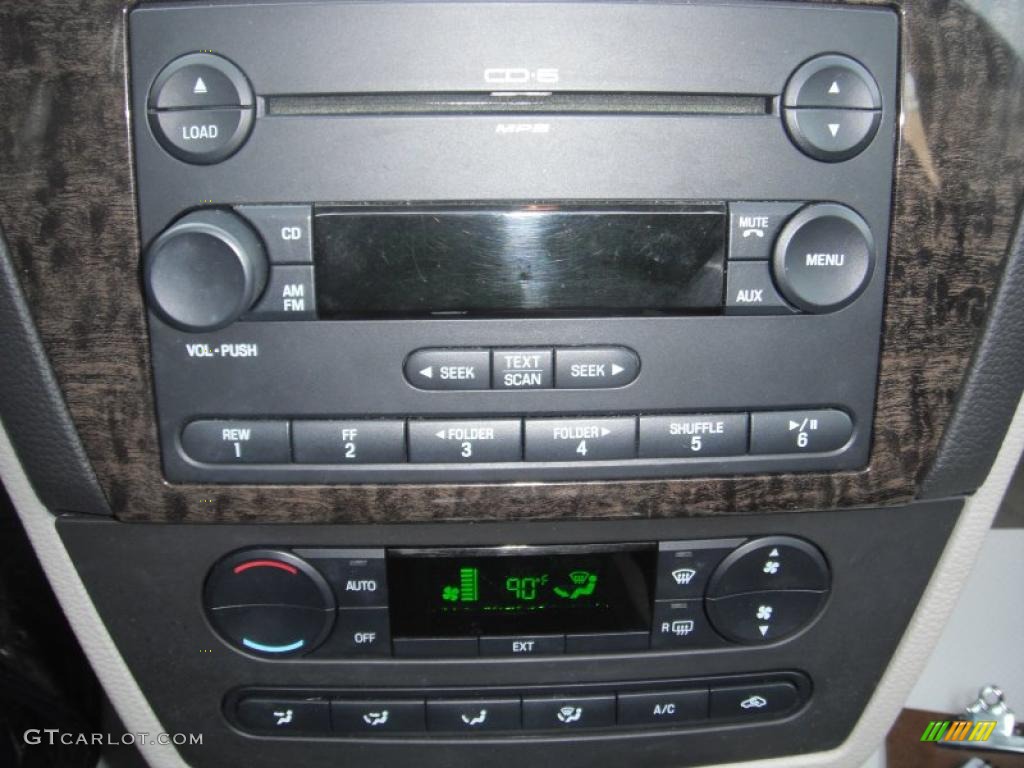 2006 Mercury Milan I4 Premier Controls Photo #45079709