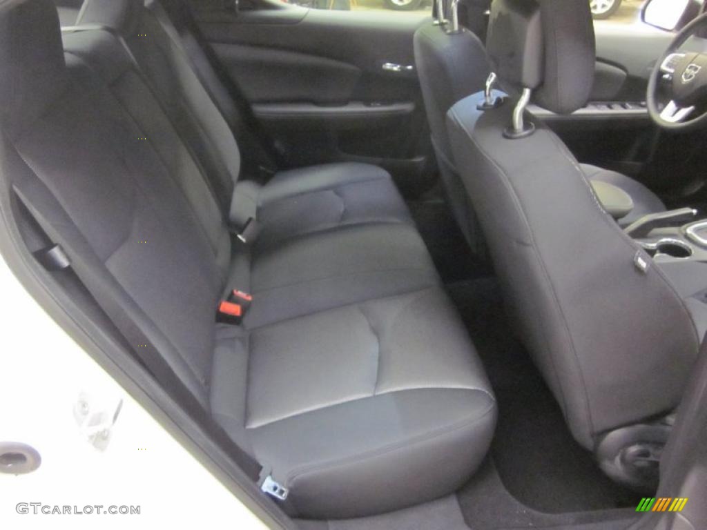 Black Interior 2011 Dodge Avenger Mainstreet Photo #45083388