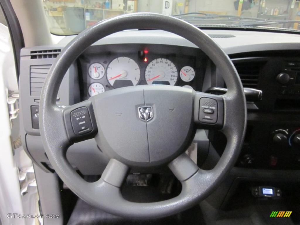2007 Dodge Ram 3500 ST Quad Cab 4x4 Chassis Medium Slate Gray Steering Wheel Photo #45084261