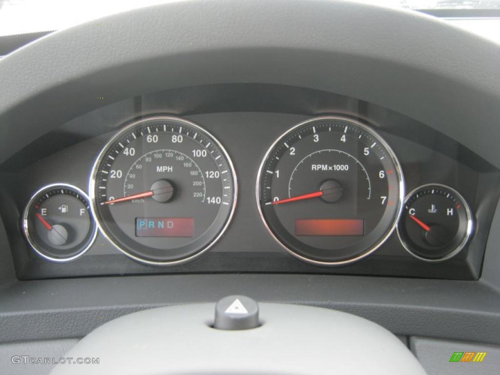 2007 Jeep Grand Cherokee Laredo 4x4 Gauges Photo #45089581